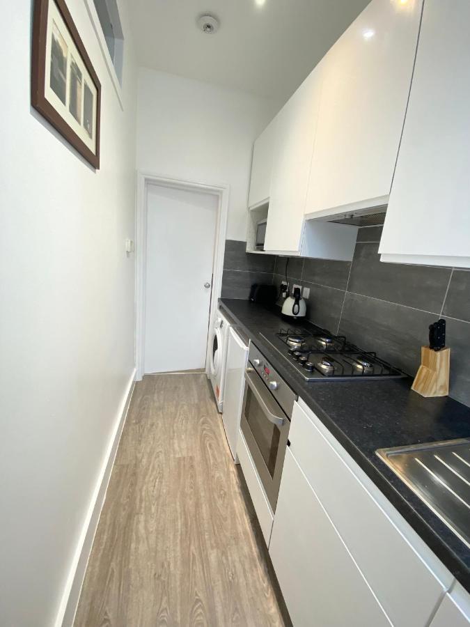 Stylish Maisonette And Studio In Victoria 伦敦 外观 照片