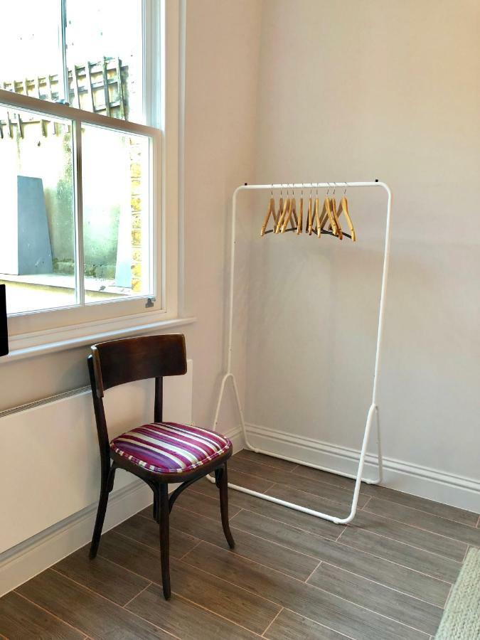 Stylish Maisonette And Studio In Victoria 伦敦 外观 照片