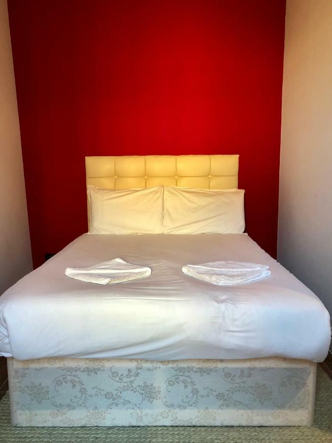 Stylish Maisonette And Studio In Victoria 伦敦 外观 照片