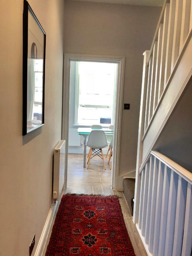 Stylish Maisonette And Studio In Victoria 伦敦 外观 照片