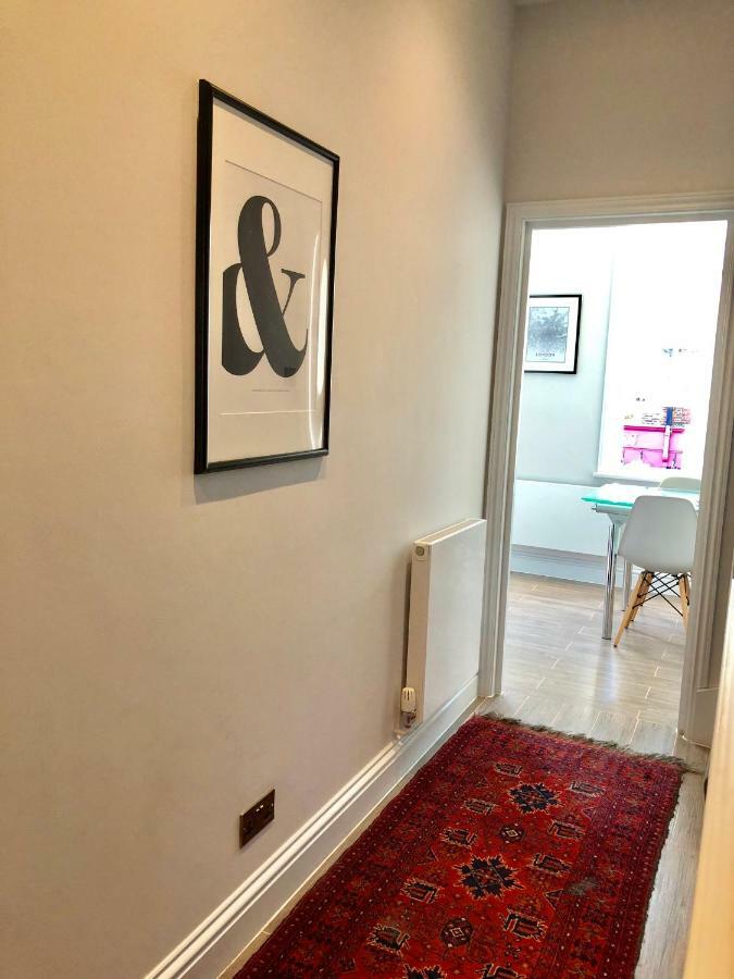 Stylish Maisonette And Studio In Victoria 伦敦 外观 照片