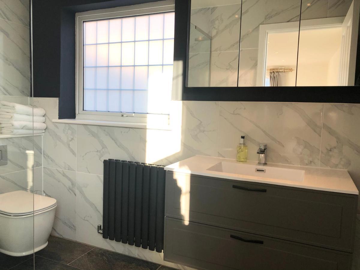 Stylish Maisonette And Studio In Victoria 伦敦 外观 照片